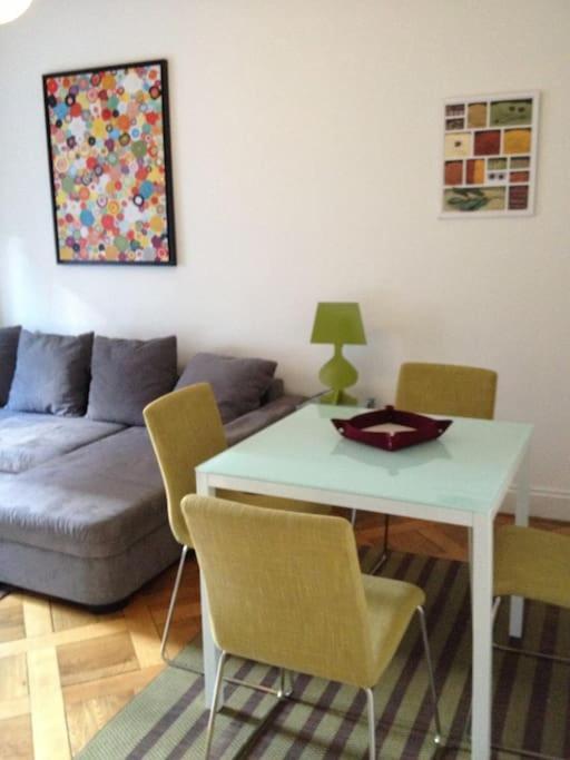 8 Minutes Walking From Train Station *