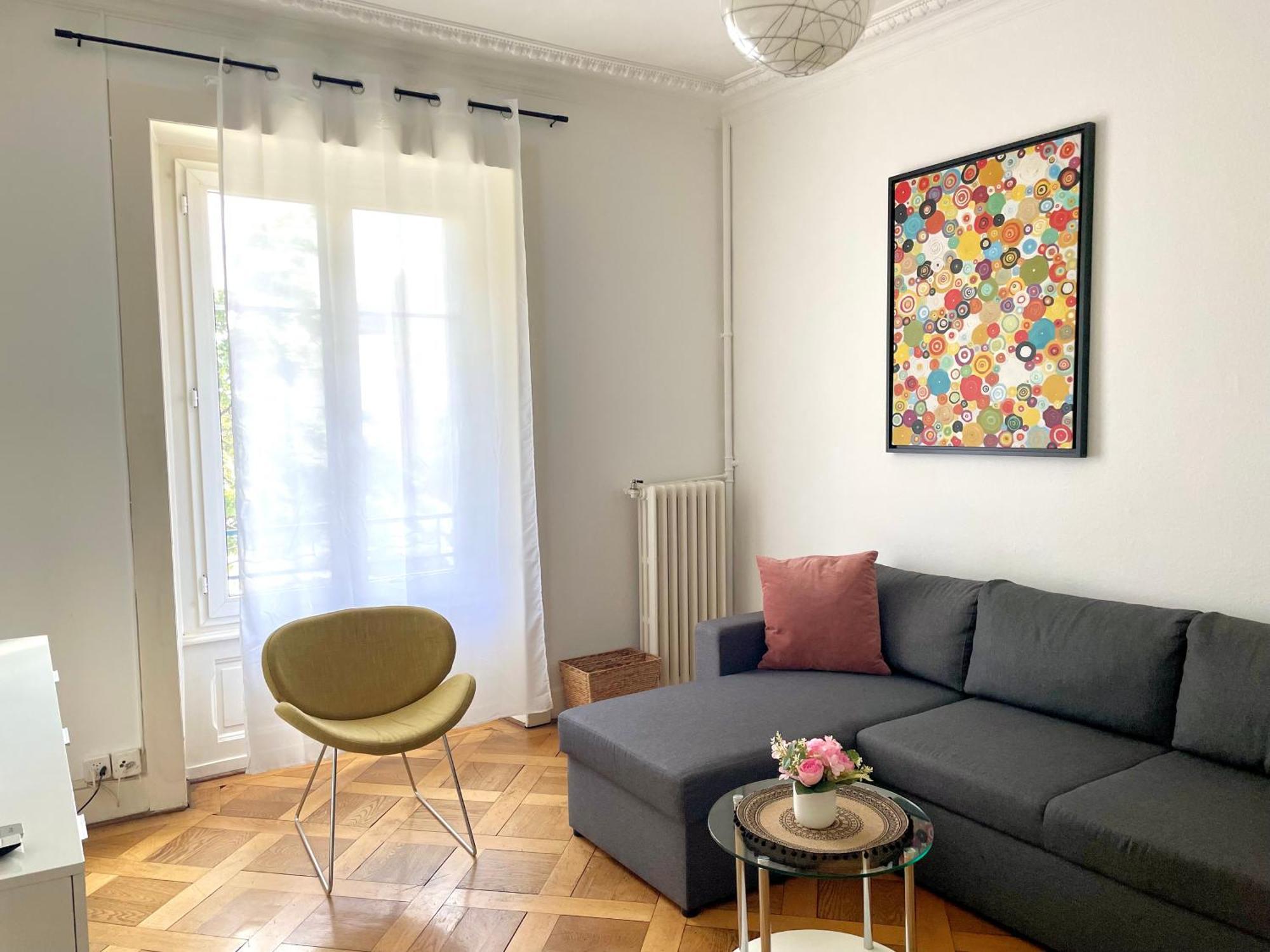 8 Minutes Walking From Train Station