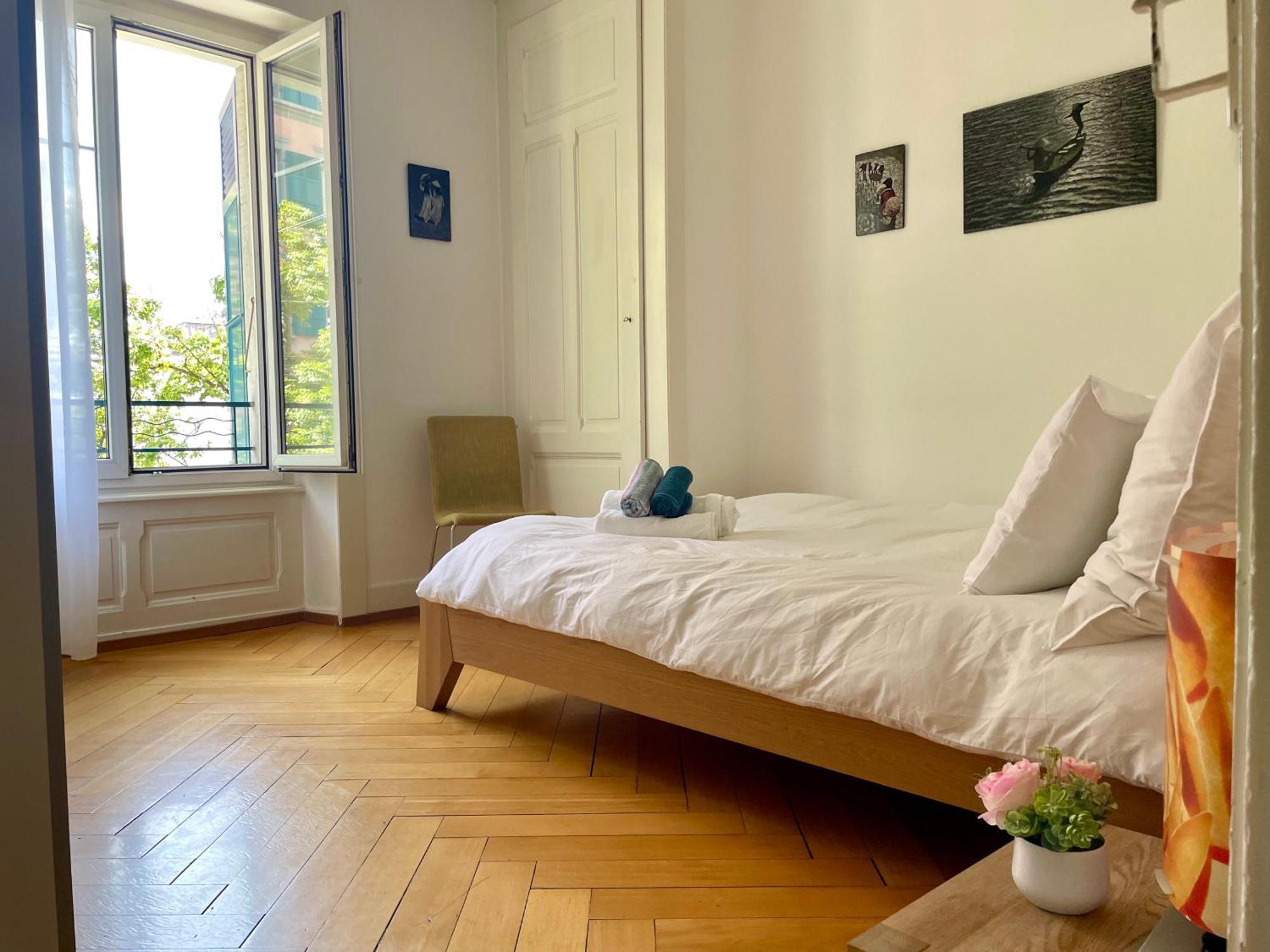 Apartamento 8 Minutes Walking From Train Station Lausana